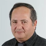 ד"ר יצחק שפירר