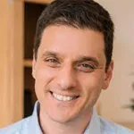 ד"ר ניר ברוש MD