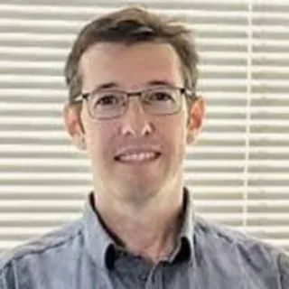 ד"ר צחי סטמפלר