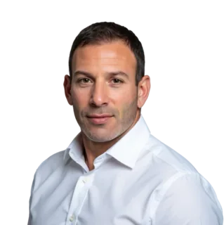 ד"ר מוטי צוקר